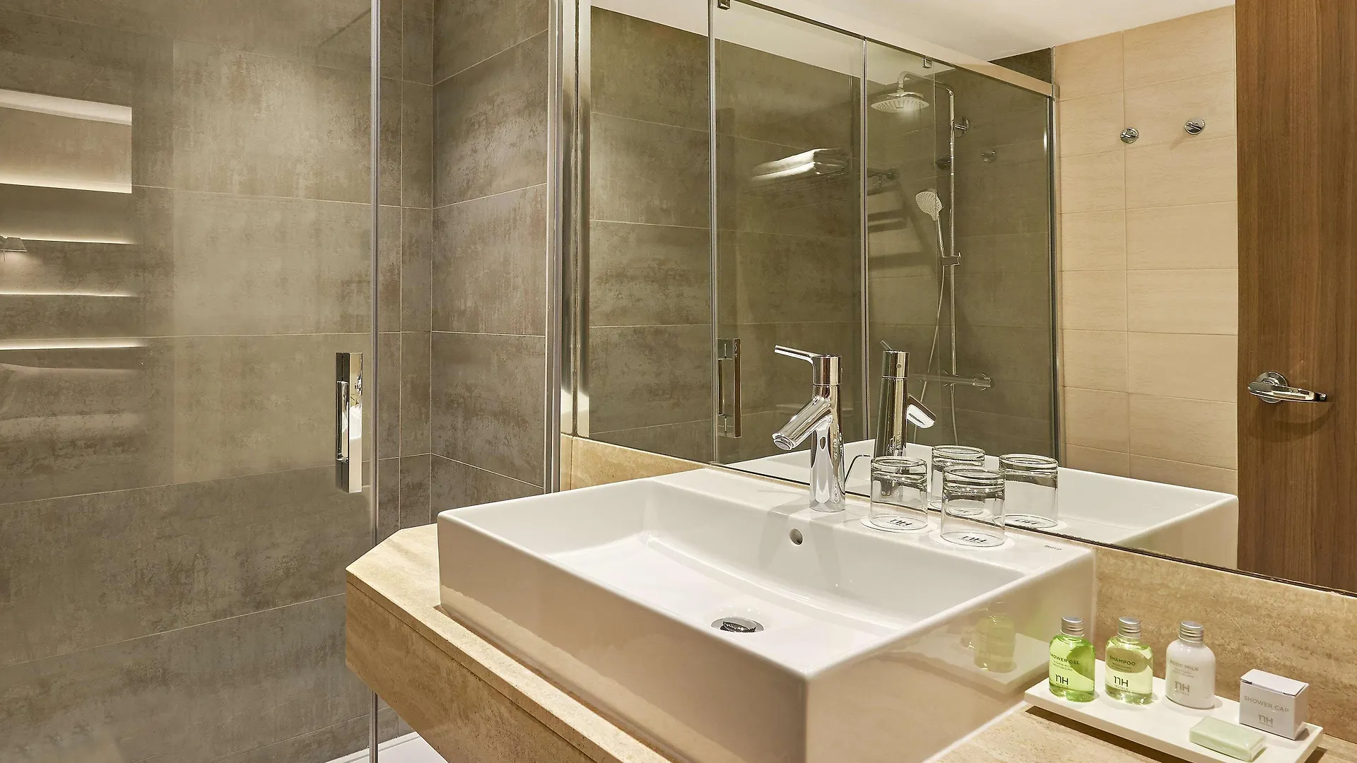 Nh Sants Barcelona Hotel